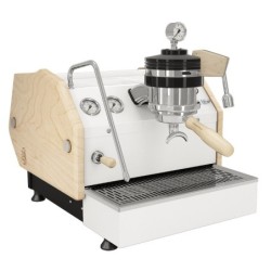 la marzocco gs3 mp arce – máquina espresso con acabado en madera clara